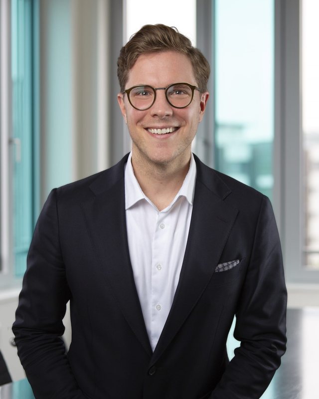 Dr. Tobias List